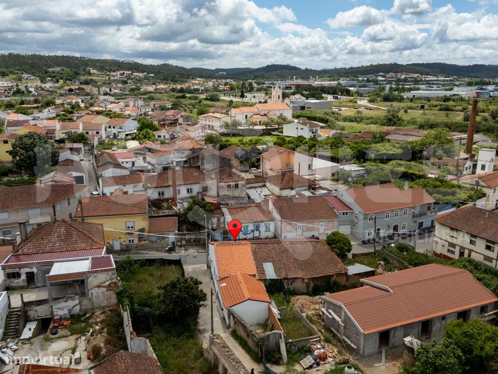 Moradia T2 em Taveiro-44