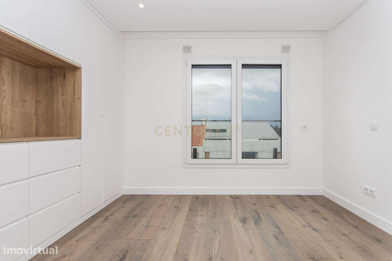 T3 de Luxo | 2.º Andar Direito | Varanda em L | Quinta do Desembargado-33