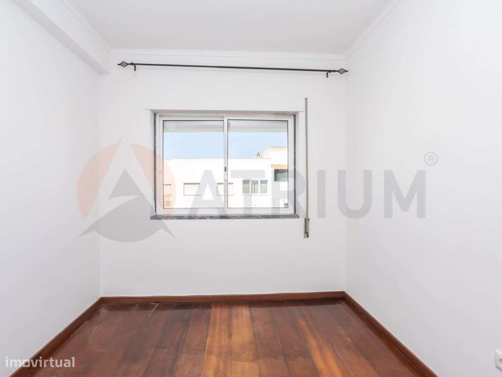 EXCLUSIVO | T2 COM 82m², ELEVADOR E LAREIRA NO VALE DO COBRO - SETÚ...-10