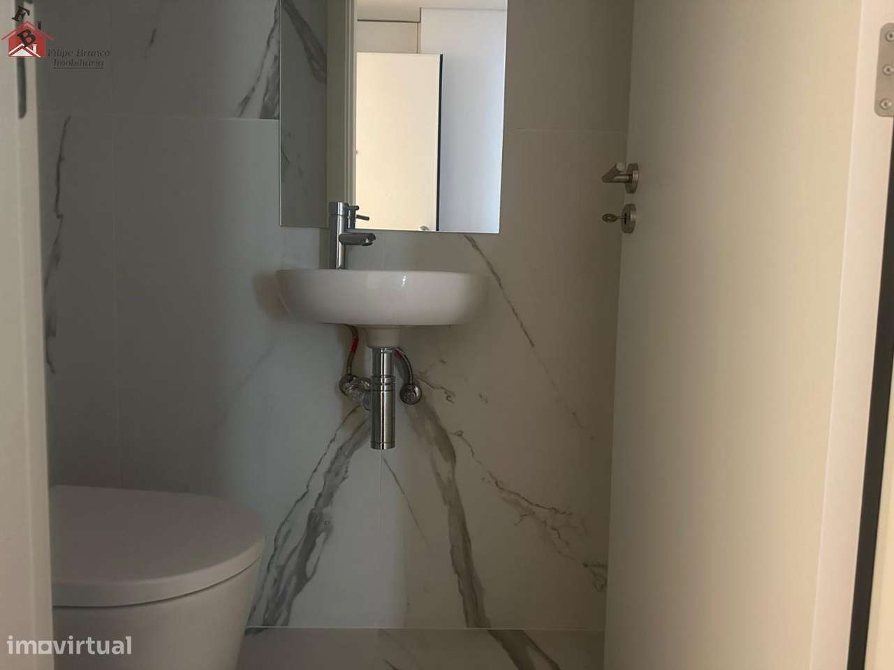 T2+1 NOVO PRONTO HABITAR! VISTA MAR SANTA MARINHA GAIA!-14