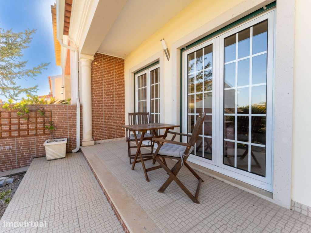 Moradia com Piscina, Jardim e Garagem no Nadadouro, Caldas da Rainha-24