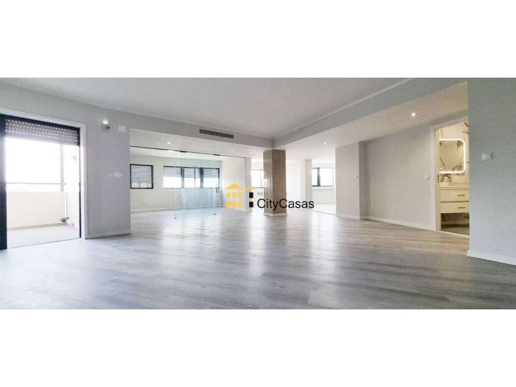 T4 Renovado c/ Garagem em Braga - Grande imagem: 5/21