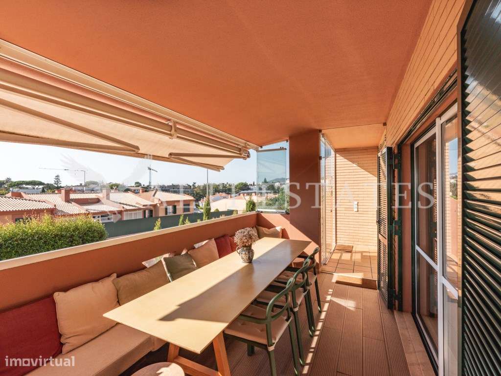 Apartamento T4 no prestigiado Monte Estoril.-40