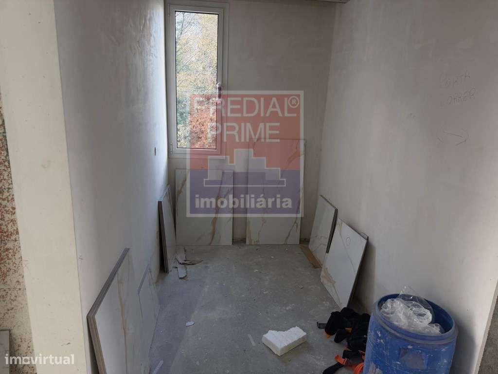 EXCELENTE APARTAMENTO T3 NO CENTRO DE OLIVEIRA DE AZEMEIS-20