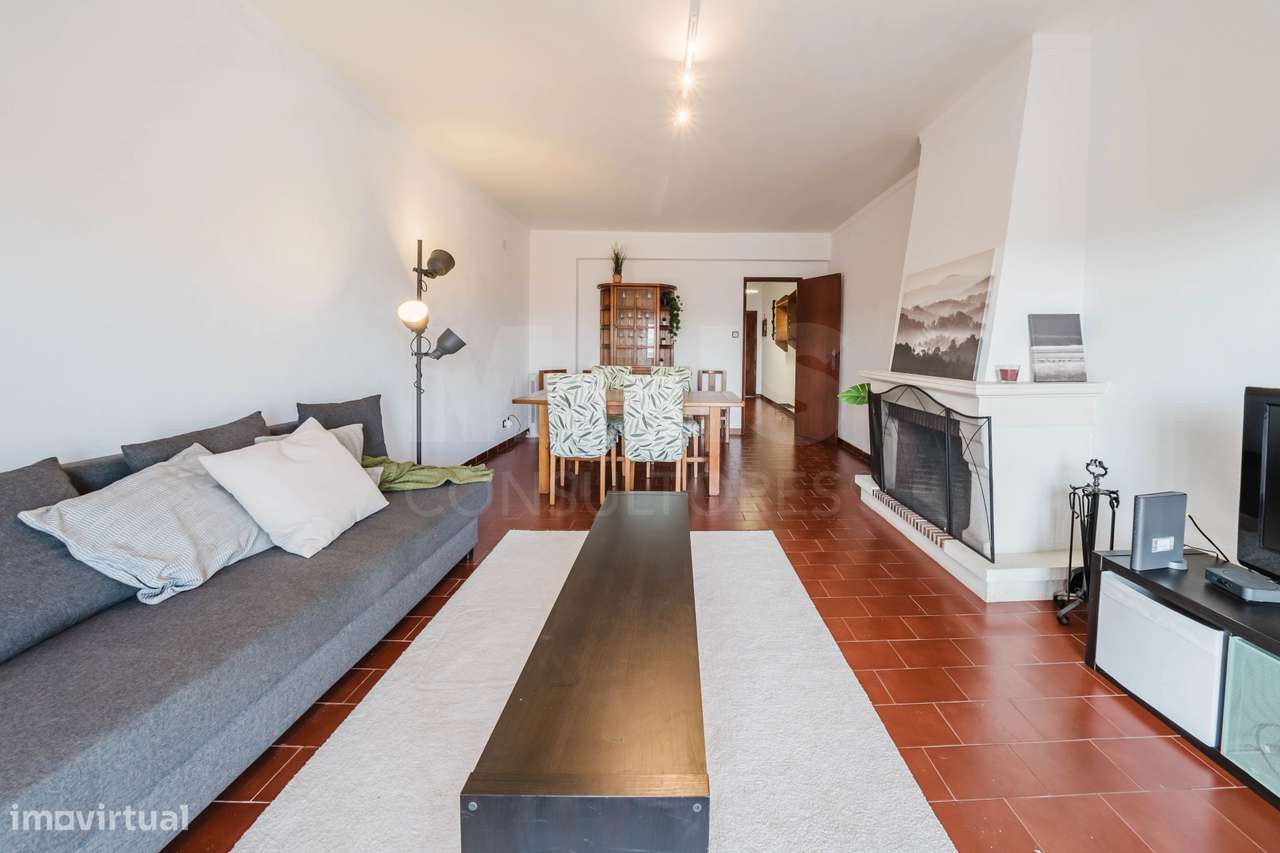 Apartamento T2 com Sótão e Varanda junto à Praia do Baleal-10