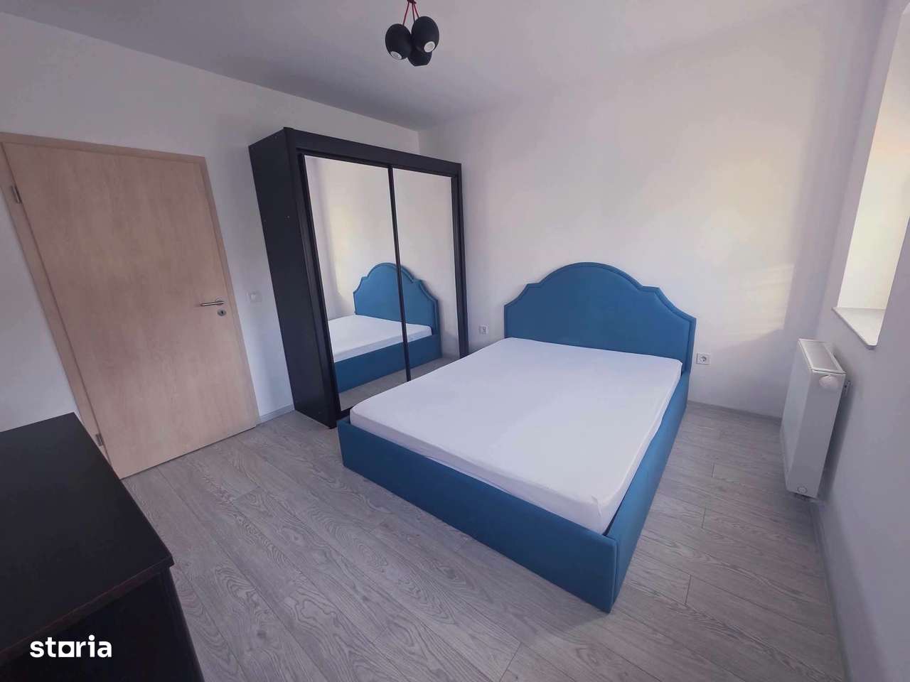 Vand 2 camere tip open space cu boxa si parcare zona Coresi-7