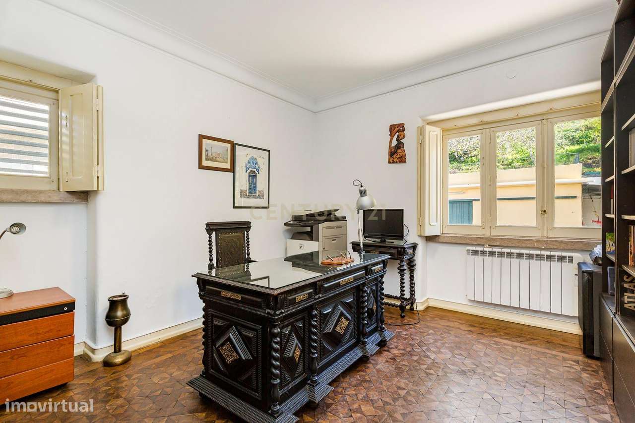 Charmosa Moradia em Alvalade para venda-28