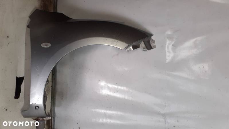 * BŁOTNIK PRAWY PRZEDNI PRZÓD  mazda 3 II  2008-2013r SZARY - 1