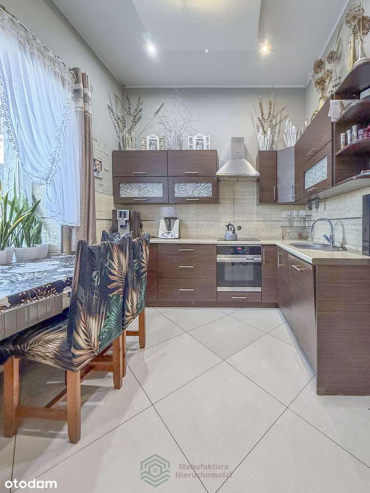 Mieszkanie, 76.0 m², Obórki