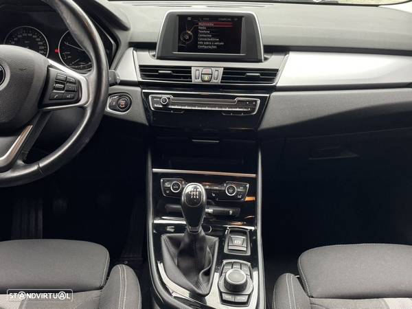 BMW 216 Active Tourer d - 11