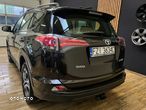 Toyota RAV4 2.0 D-4D Premium 4x2 - 8