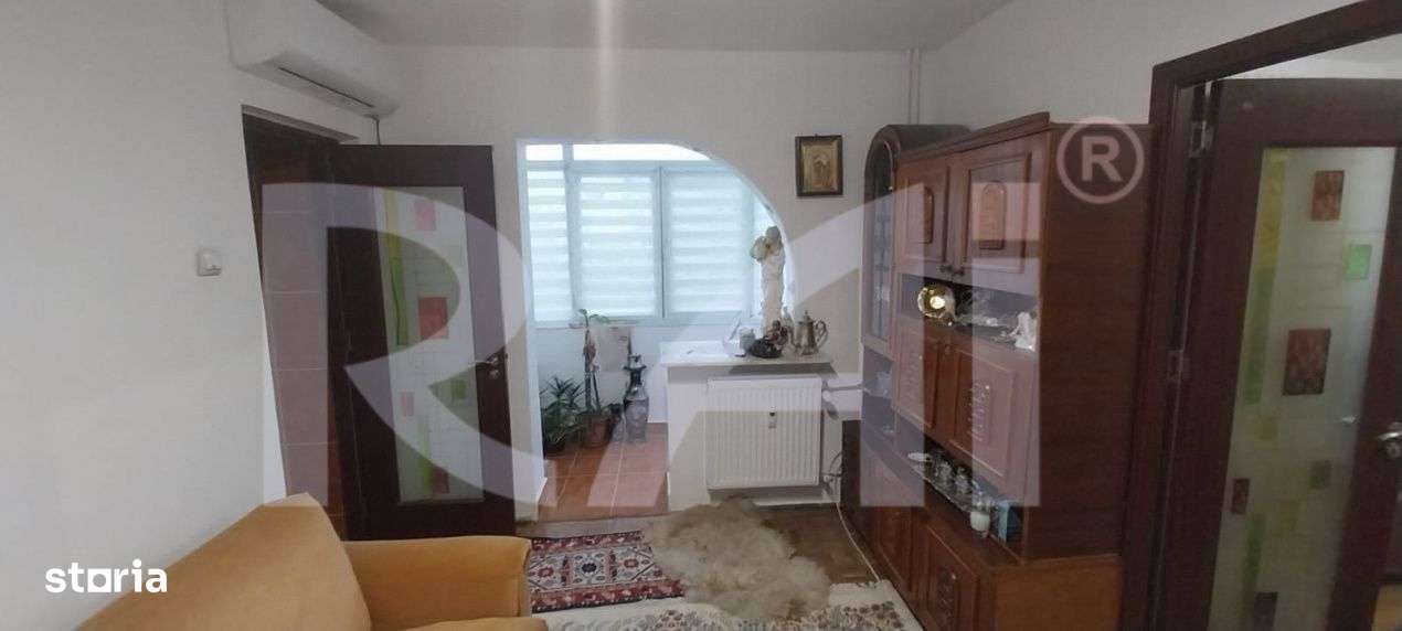 Apartament renovat, 3 camere, Valea Rosie – Etaj 2/4-2