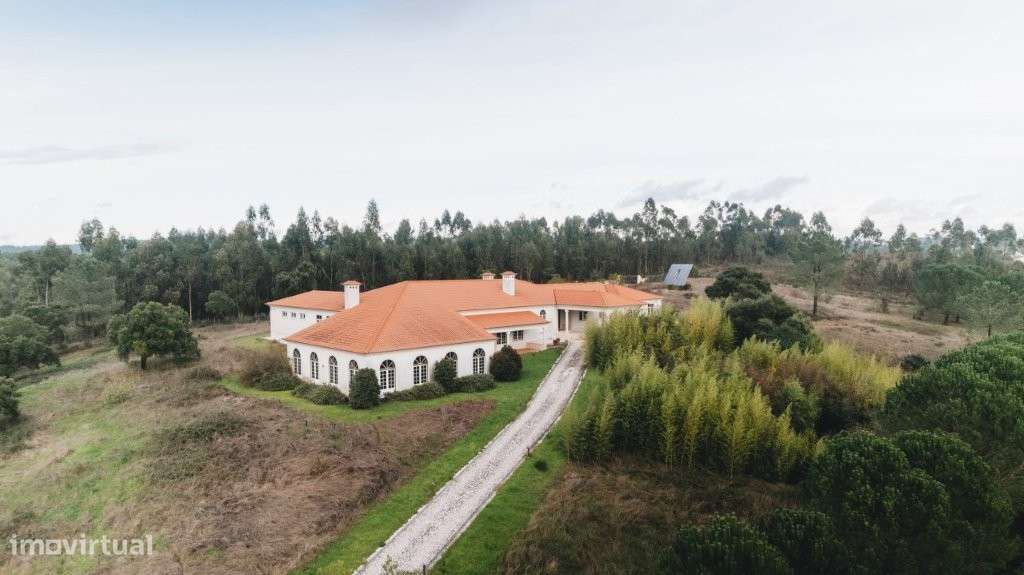 Moradia T5 - Tomar, inserida num amplo terreno de 15.560 m²-41