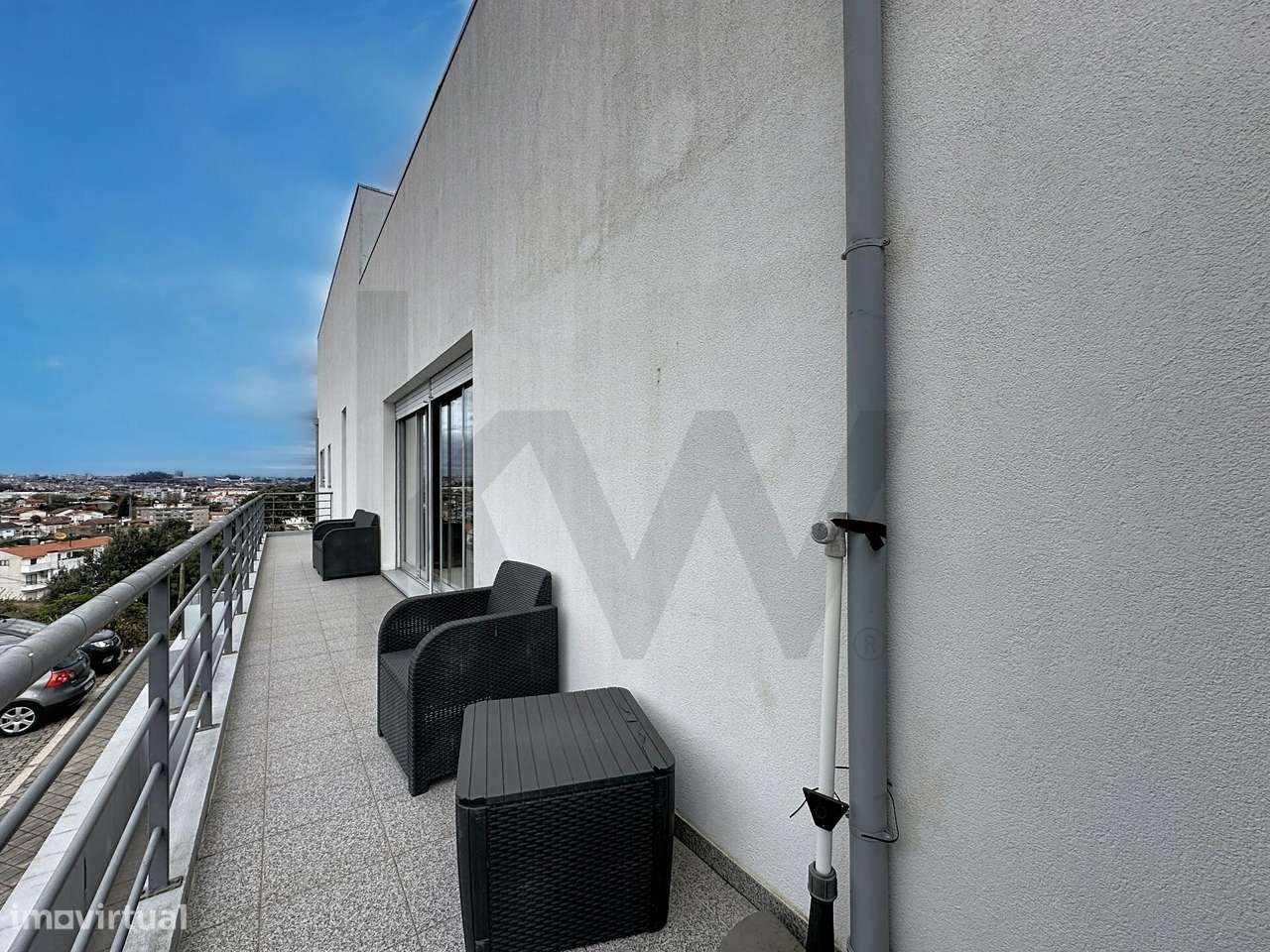 Apartamento T3 c/ 233m2 | Garagem 2 Carro | Enorme Varandas | Elevador-9