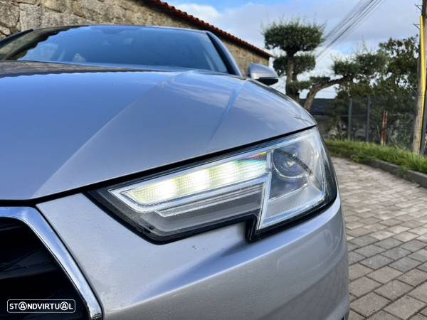 Audi A4 2.0 TDI Design - 11
