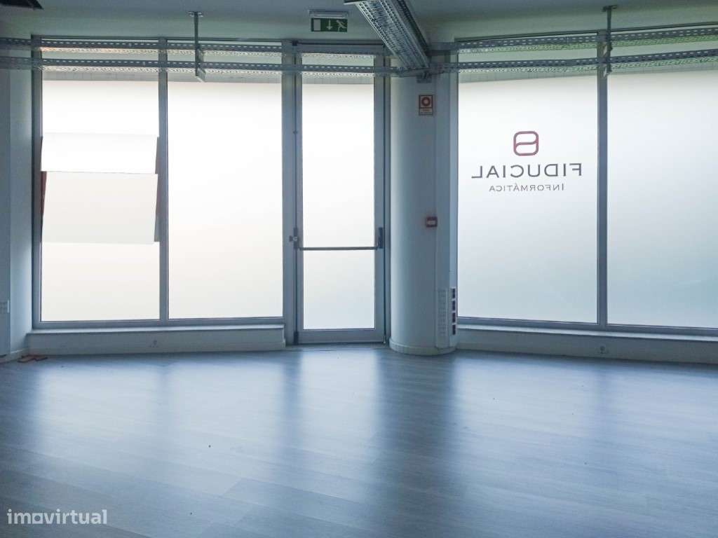 Loja em Braga com yield expectável de 7,5%! - Grande imagem: 4/17