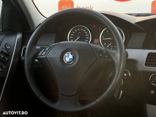 BMW Seria 5 520d - 8