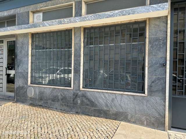 Espaço para stand ou garagem - Grande imagem: 2/18