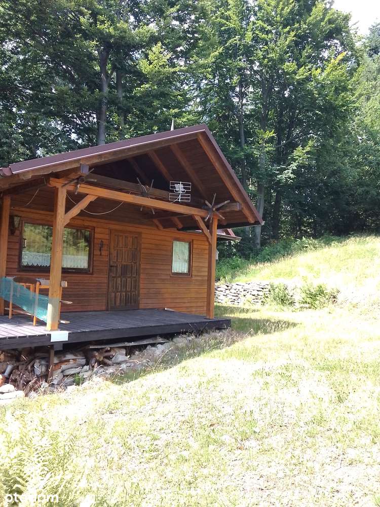 Domek letniskowy na widokowej działce budowlanej-0