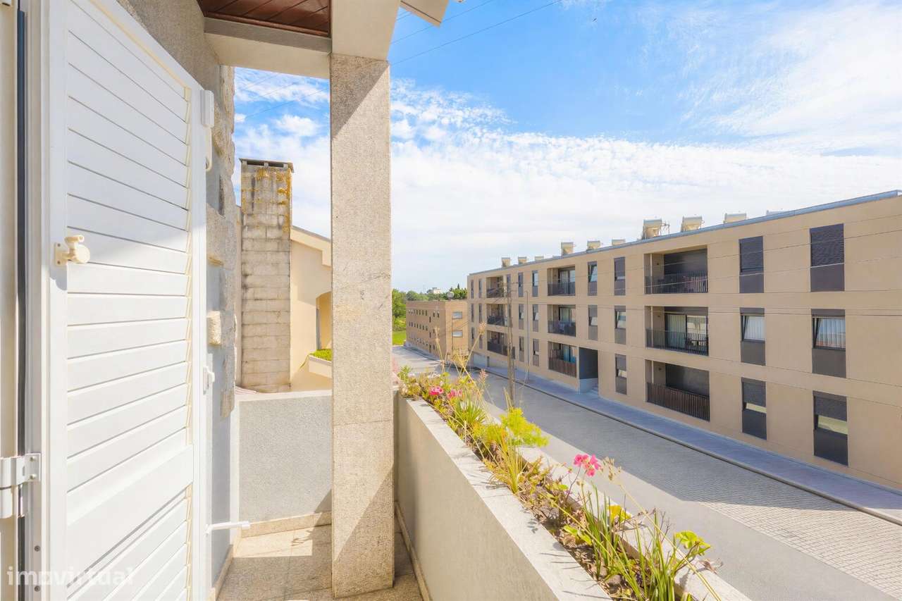 Moradia Exclusiva T5 com Jardim em Leça do Balio-54