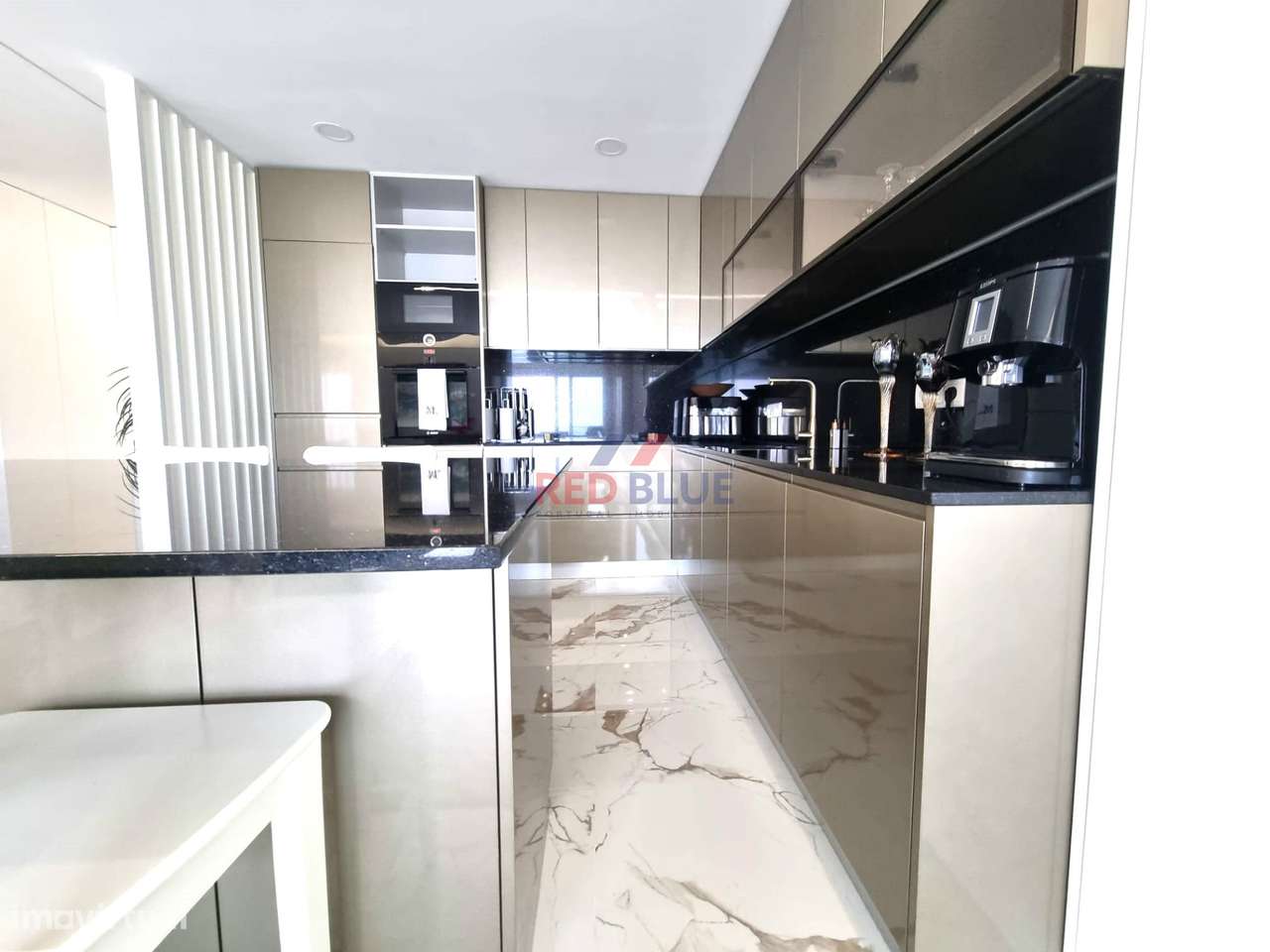 APARTAMENTO T3, AVENIDA DOS BANHOS, PÓVOA DE VARZIM - Grande imagem: 5/28