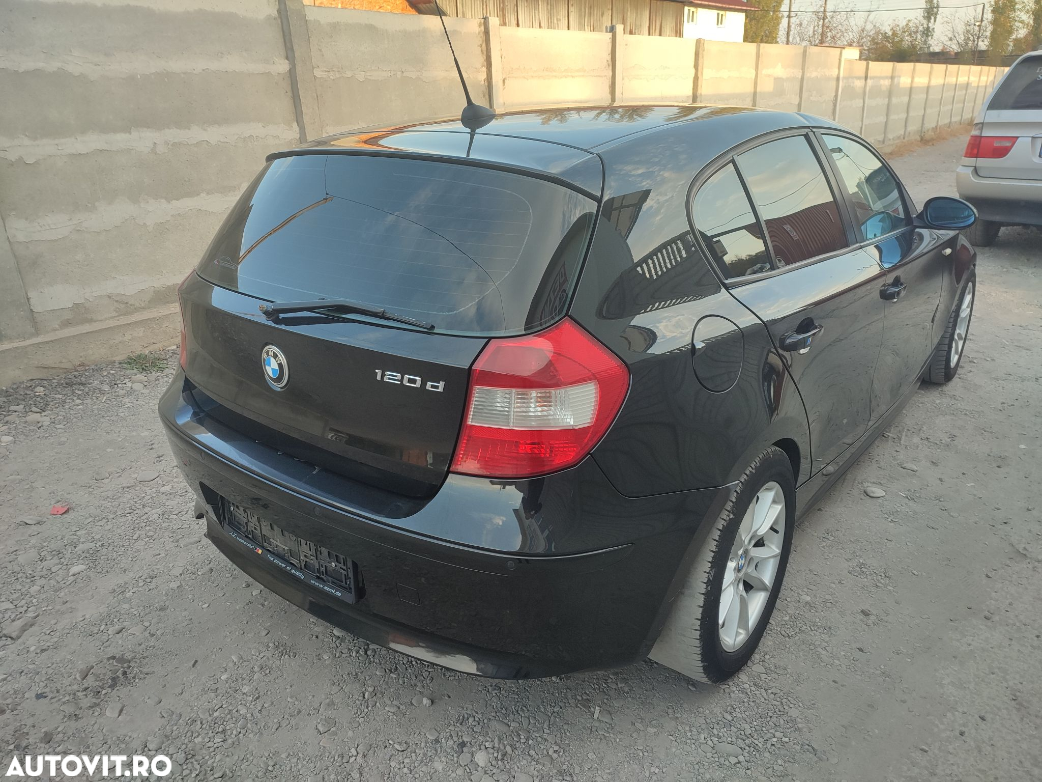 Dezmembram/Piese auto BMW SERIA 1, an fabr. 2005 - 5