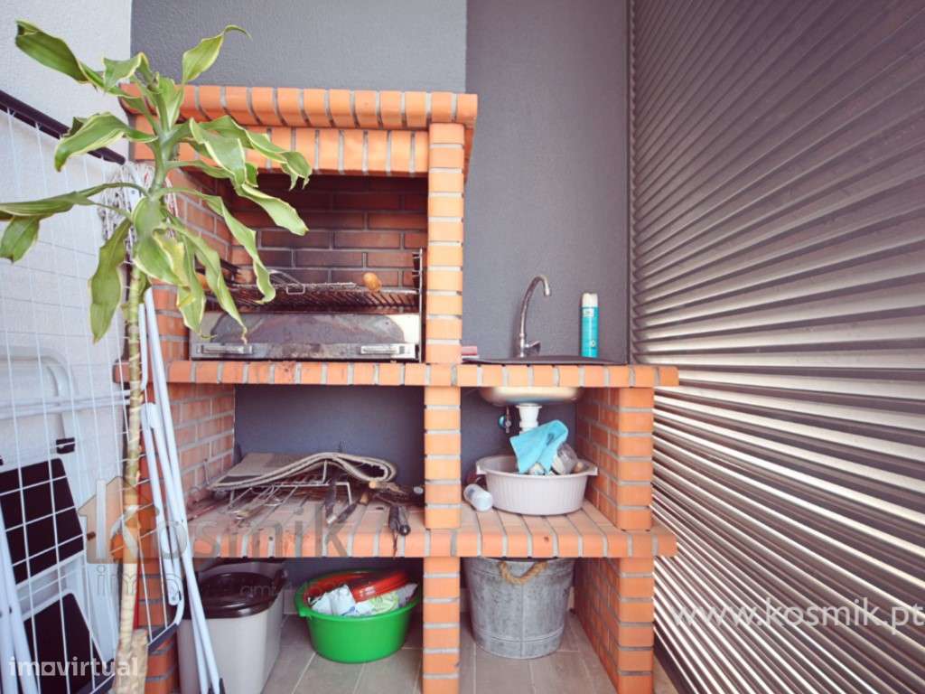 T2 ODIVELAS . PAIÃ :: SEMINOVO : Equipado : Garagem : Arrecadação-42