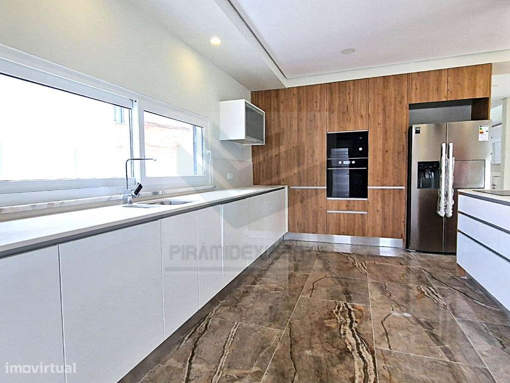 Moradia NOVA 5 Quartos, 3 no R/C, Piscina, Terraço e Garagem - Grande imagem: 5/25