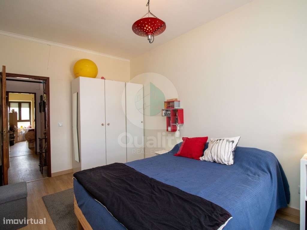 Apartamento T3 com Vista Rio em Excelente Localização-20