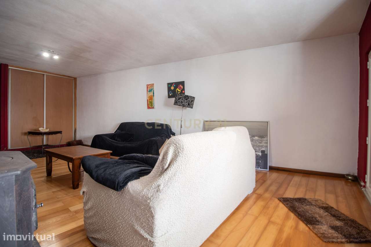 Moradia T3 com Terraço e Terreno no Alqueidão - Figueira da Foz - Grande imagem: 4/60