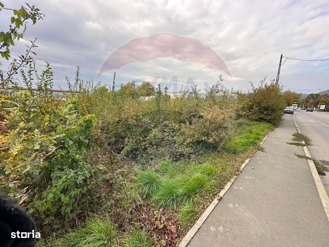 TEREN INDUSTRIAL -- DE VANZARE - Imagine principală: 4/4