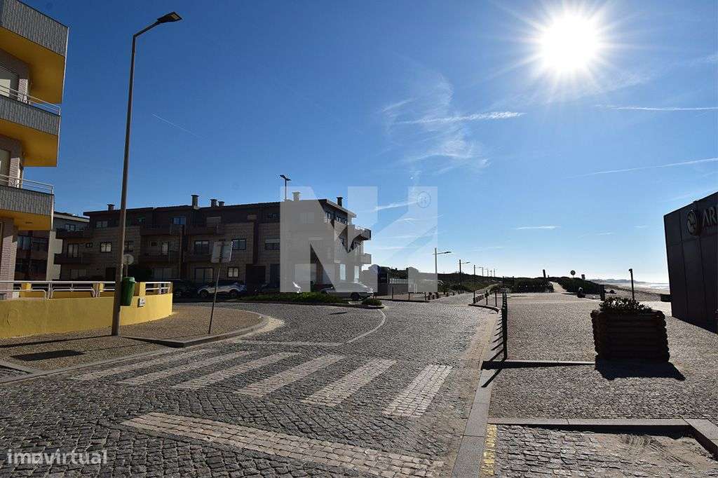 Apartamento T3 | 1ª Linha de Mar | Árvore-33