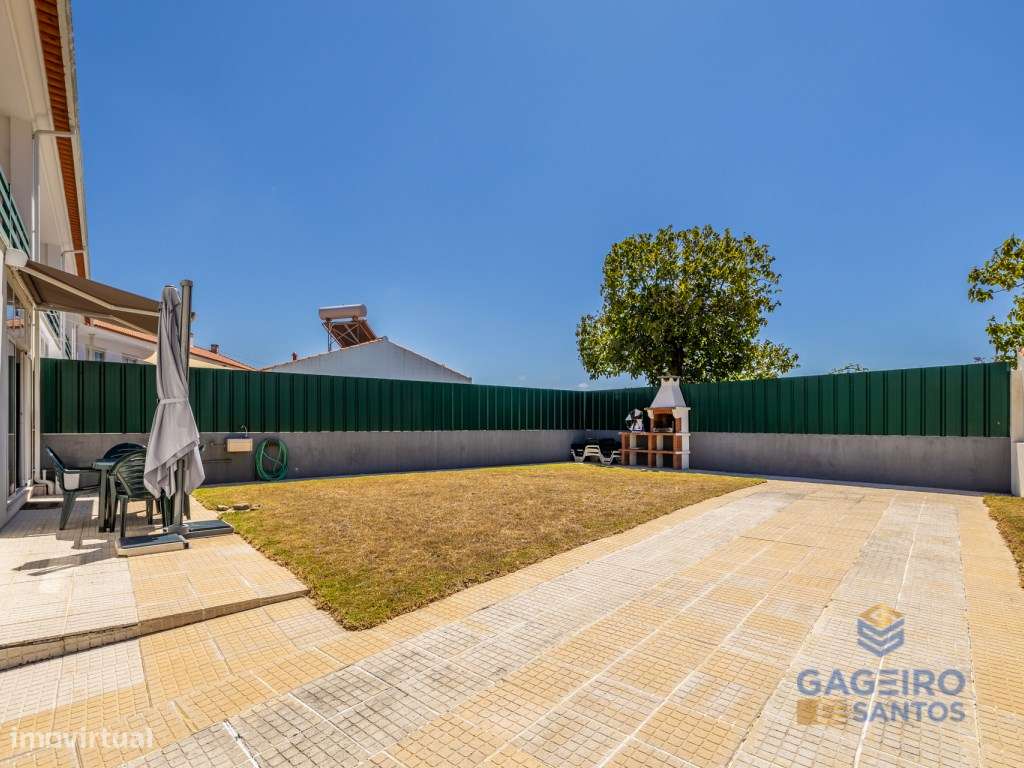 Moradia T3 em condomínio com terreno em Famalicão, Nazaré-28