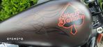 Harley-Davidson Dyna Street Bob - 12