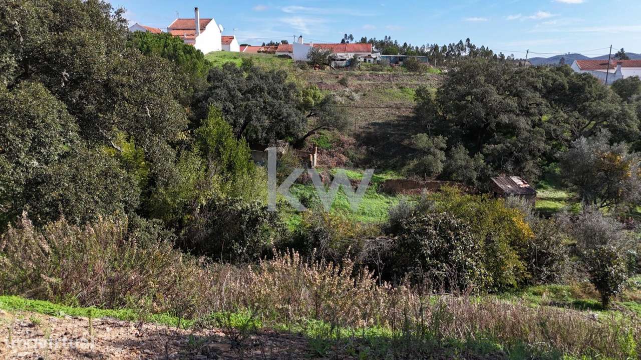 TERRENO URBANO PARA CONSTRUÇÃO - Grande imagem: 4/14