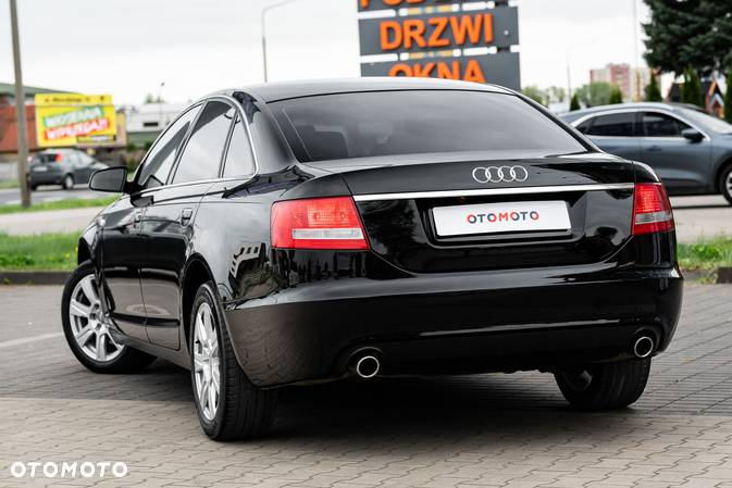 Audi A6 2.4 - 15