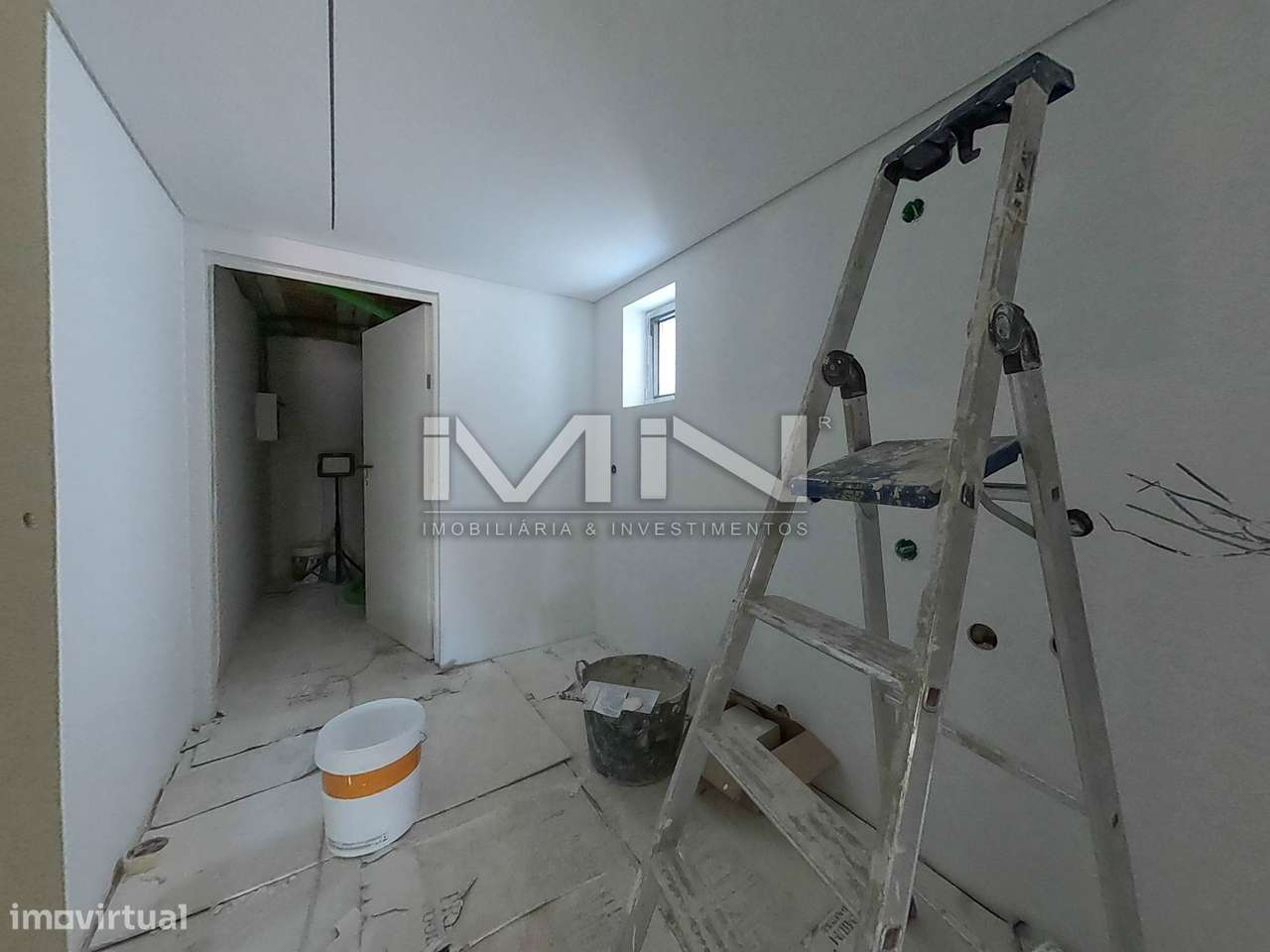 Moradia V4 -c/ piscina - 5 km do Porto-51