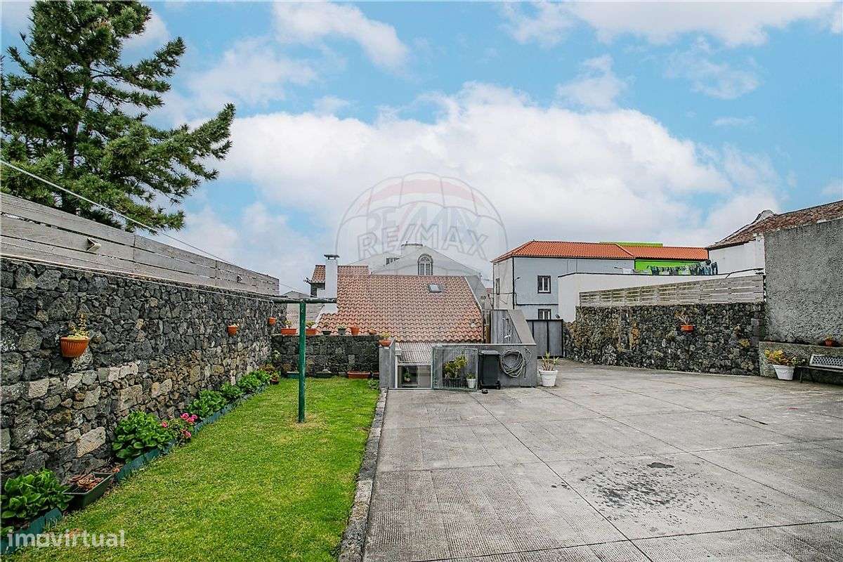 Moradia T4 para venda-8