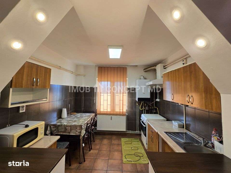 Vanzare apartament 2 camere in zona Republicii-11