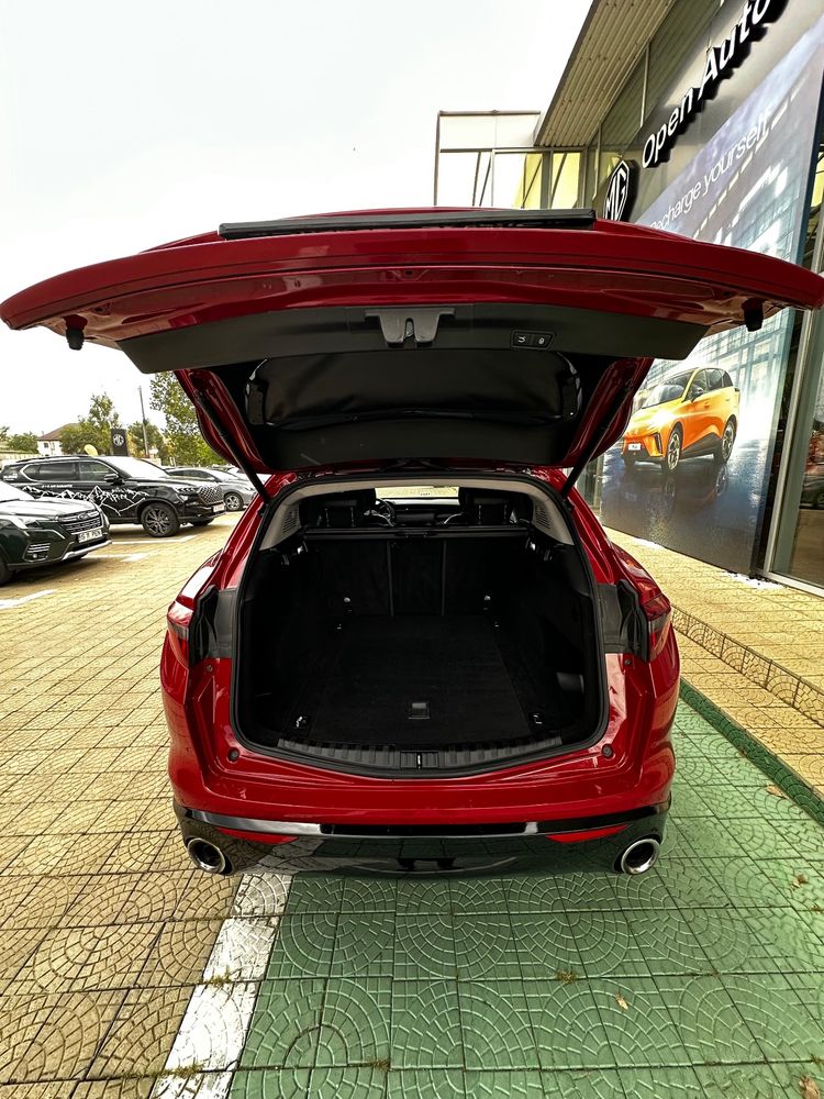 Alfa Romeo Stelvio - foto 20