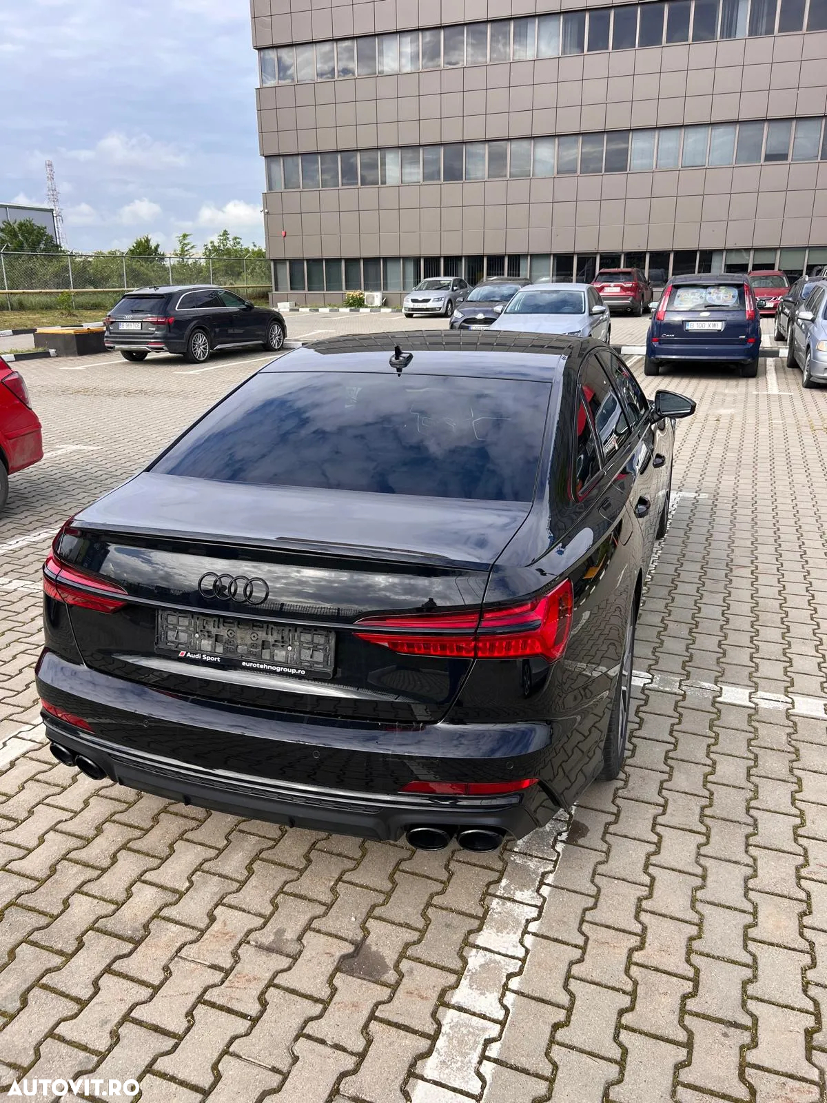 Audi S6 - 12