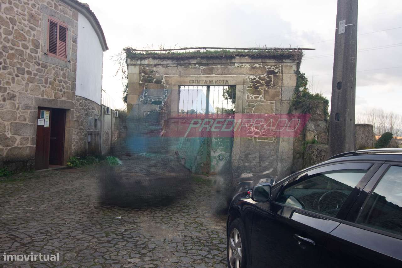 Terreno com 7000m² em Adaúfe-12