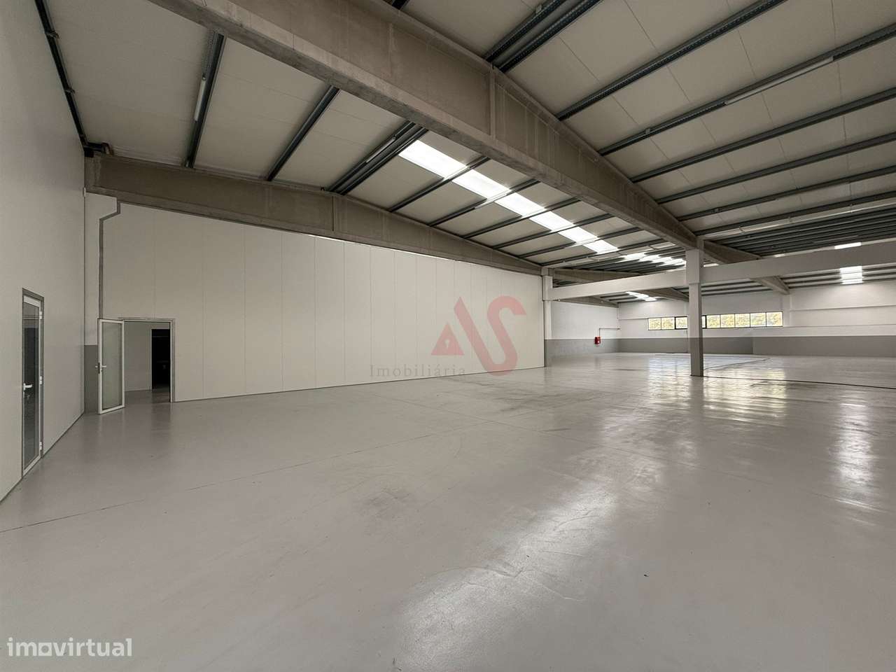 Pavilhão Industrial com 1.080 m2 Fermentões, Guimarães - Grande imagem: 3/13