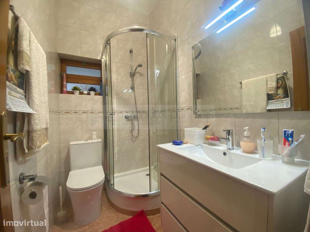 Moradia Térrea T3 - bem localizada-10