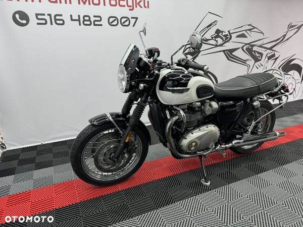 Triumph Bonneville - 5