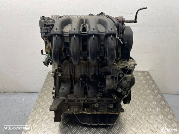 Motor CITROЁN C4 I (LC_) 1.4 16V | 11.04 - 07.11 Usado REF. KFU (ET3J4) - 1
