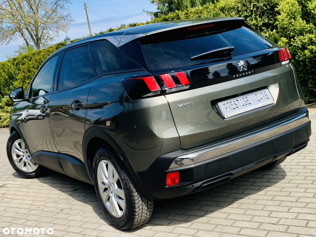 Peugeot 3008 1.6 BlueHDi Allure S&S - 11