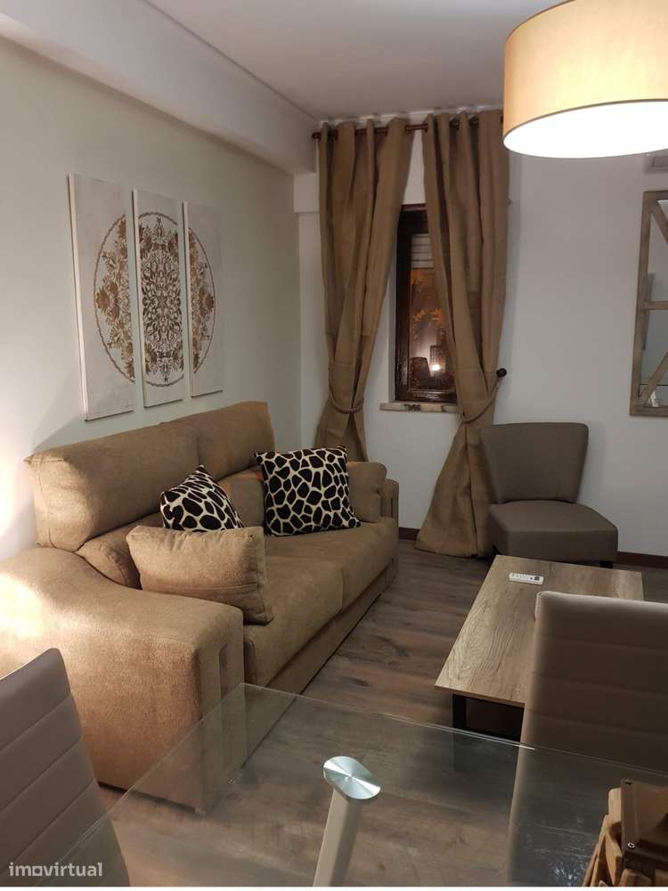 T2 COMPLETAMENTE MOBILADO E EQUIPADO (disponível a 01/01/26) - Grande imagem: 5/17