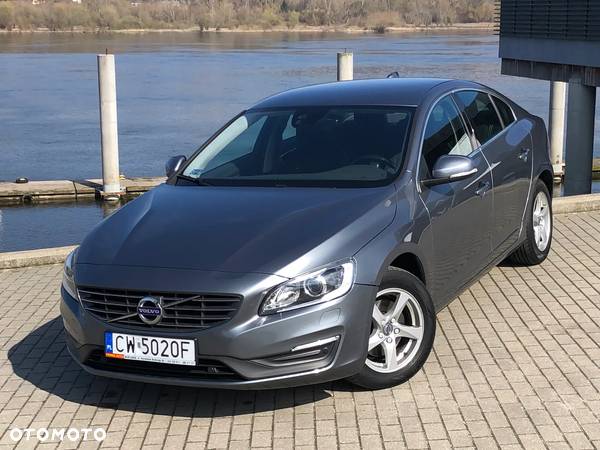 Volvo S60 - 2