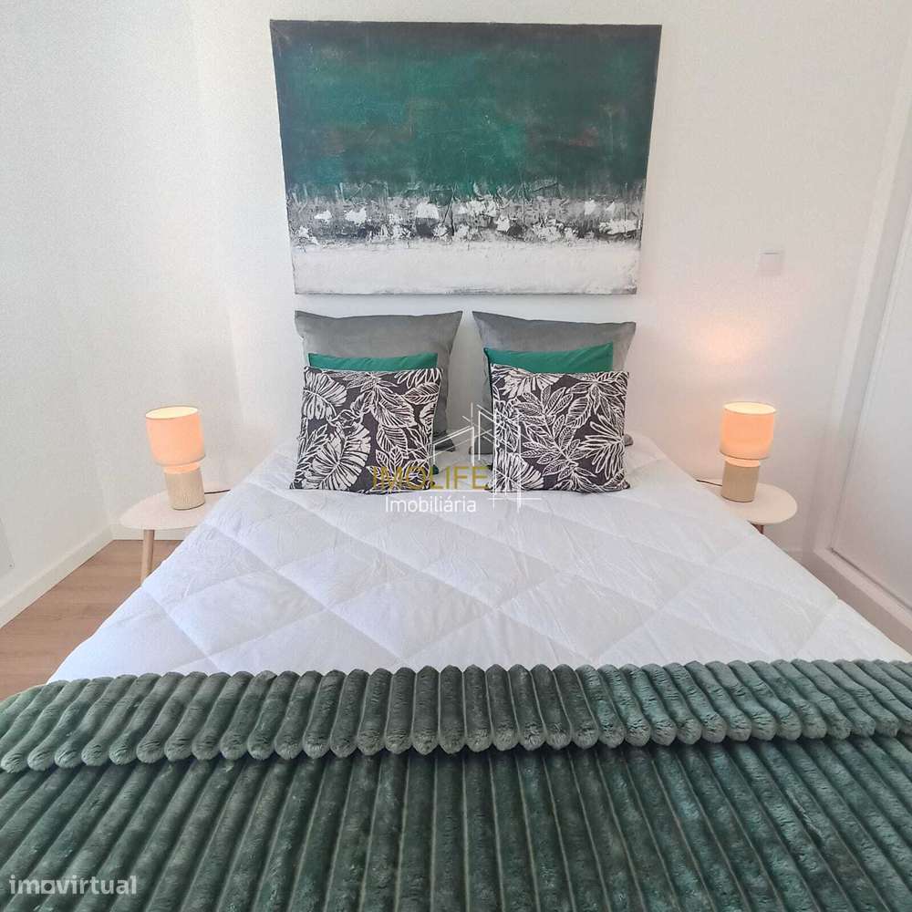 Apartamento T3 totalmente remodelado em Benfica-32